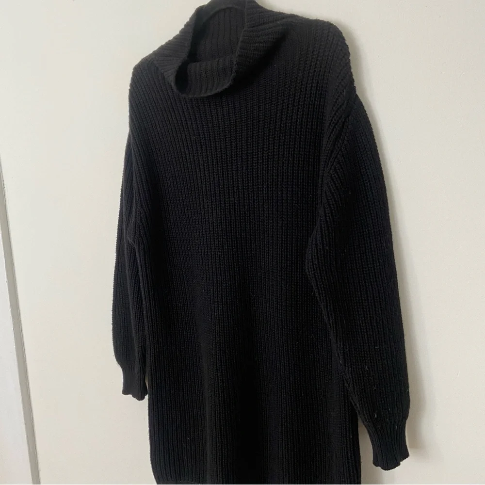 Aritzia Black Ribbed Turtleneck Sweater Dress - Picture 9 of 11